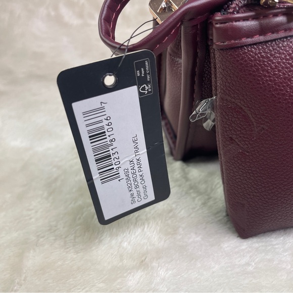 Guess Wallet Set Stylish Women’s Companion For Date Nights, Weekend Getaways - Picture 5 of 13